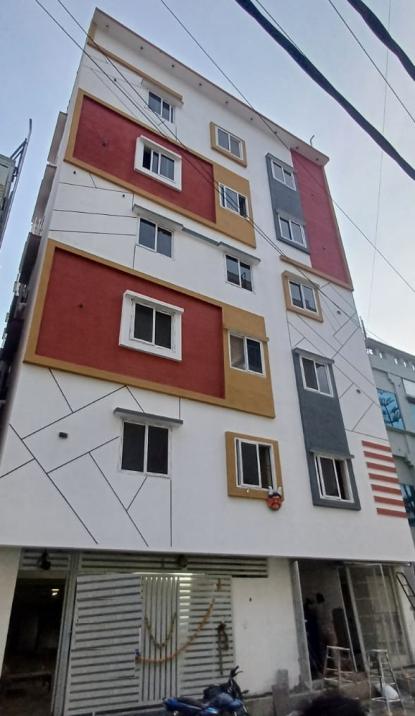 Entire building For Sale in 1a, Hosur Road, Singasandra, Bengaluru