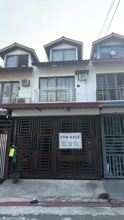 Townhouse For Sale in 16b, Damortis, Quezon City