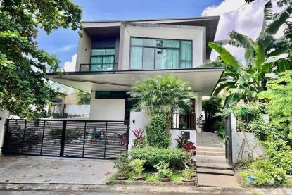 House and Lot For Sale in Quezon City, Metro Manila