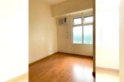 Condo For Rent in 1, McKinley Parkway, Makati City