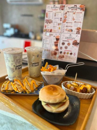 Tommy Bear Cafe