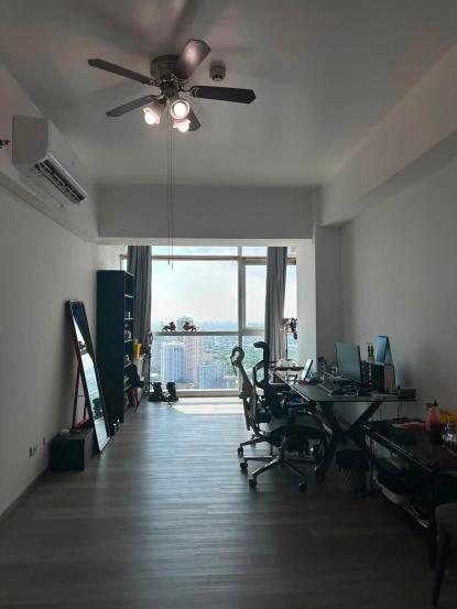 Condo For Sale in Mandaluyong