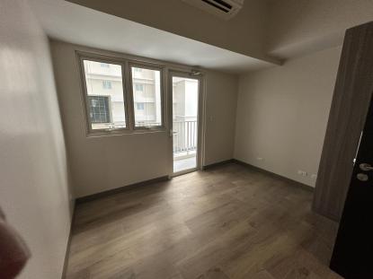 Condo For Rent in Le Grand Avenue, Taguig