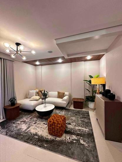 House and Lot For Sale in Quezon City, Metro Manila