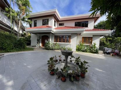 House and Lot For Sale in Muntinlupa, Metro Manila