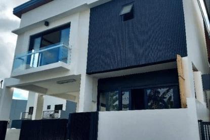 House and Lot For Sale in Greenwoods Avenue, Cainta